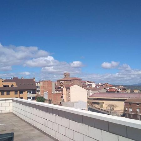 Apartmán Atico Con Vistas Unicas. Vt-Lr-1352 Entrena Exteriér fotografie